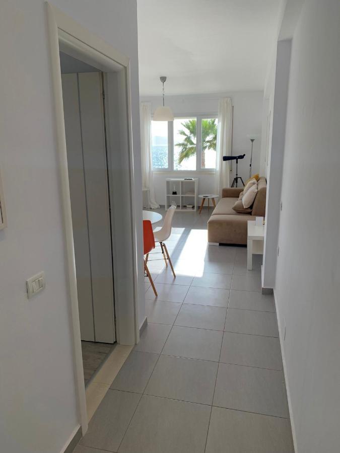 Loli Apartment Luxury White Residence Sarandë Esterno foto