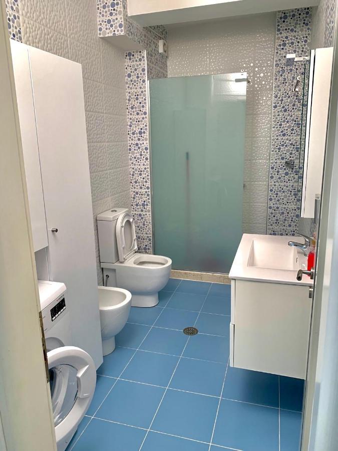 Loli Apartment Luxury White Residence Sarandë Esterno foto