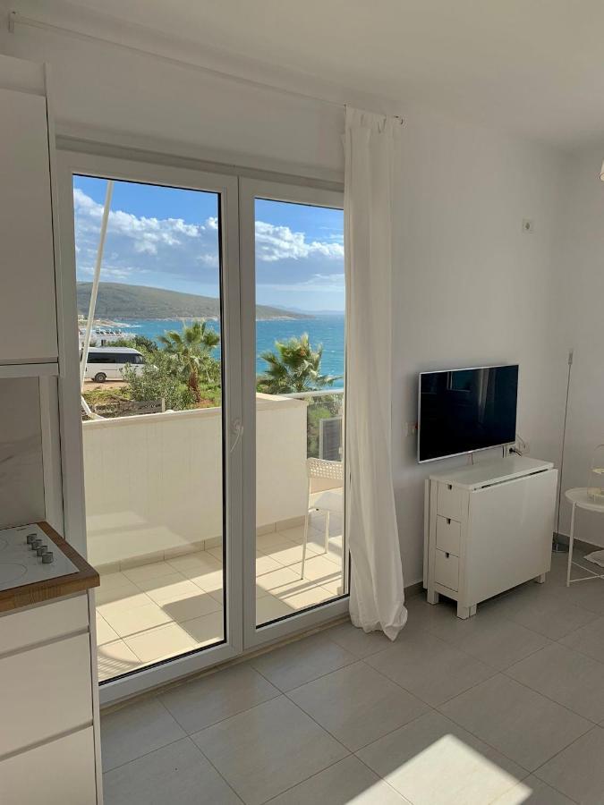 Loli Apartment Luxury White Residence Sarandë Esterno foto