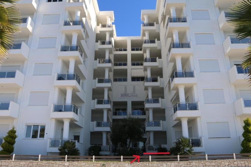 Loli Apartment Luxury White Residence Sarandë Esterno foto