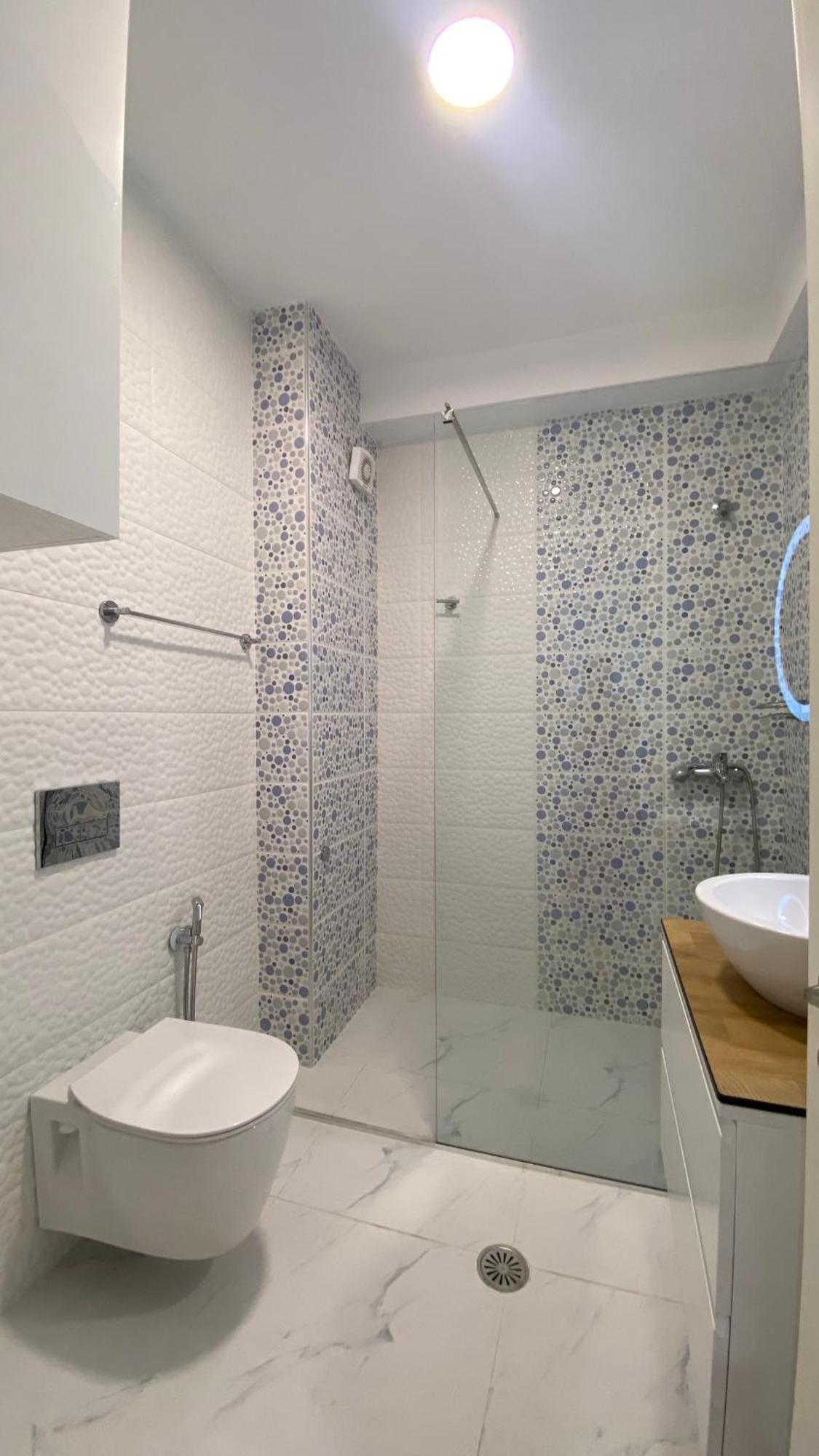 Loli Apartment Luxury White Residence Sarandë Esterno foto