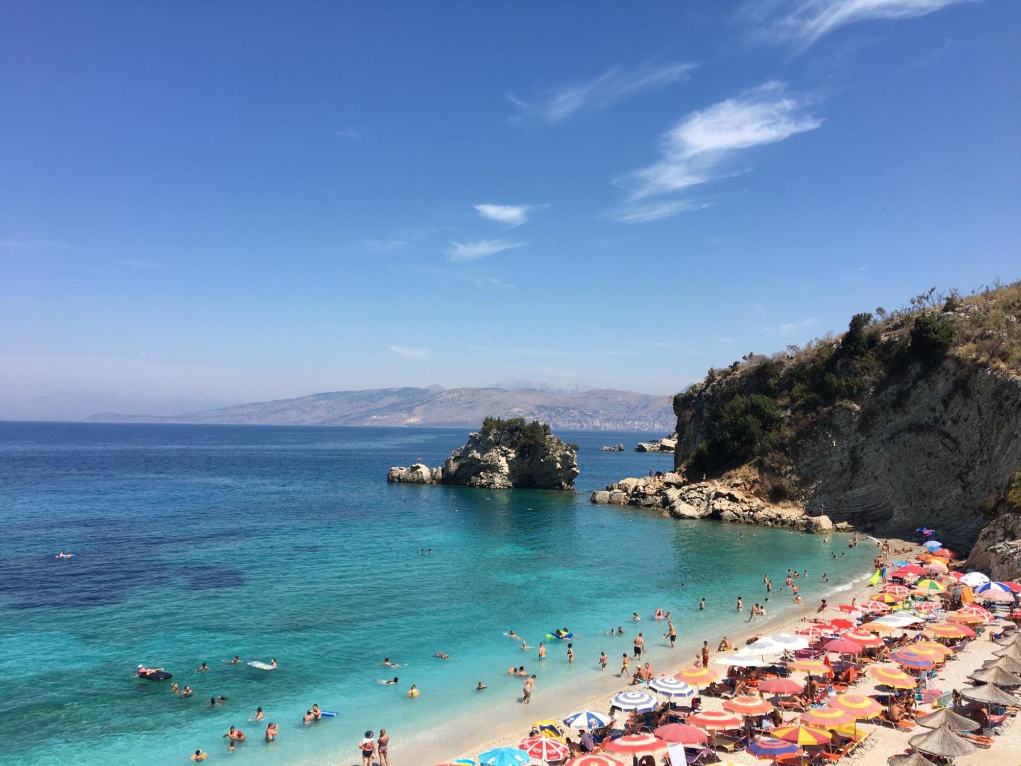 Loli Apartment Luxury White Residence Sarandë Esterno foto
